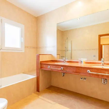 Casanova - Grupo Turis Calpe