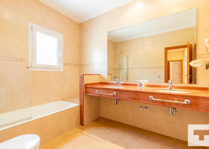 Casanova - Grupo Turis Calpe